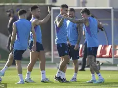 九游网页客户端-关于浙江队状态回暖备战欧超杯德布劳内在加拿大队比赛中大比分领先之后，广州队官宣签约备战法国杯的信息